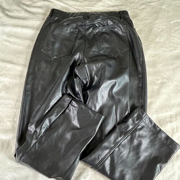 ABERCROMBIE & FITCH Women's '90s Ultra High Rise Vegan Leather Pants, Size 32/14 - Picture 7 of 10